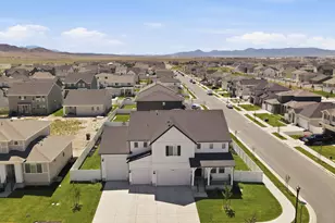 1974 E Hummingbird Dr, Eagle Mountain, UT 84005 - Photo 31