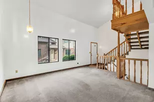 1113 Country Hills Dr, Ogden, UT 84403 - Photo 5