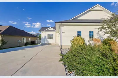 5836 N Glenpoint Dr, Stansbury Park, UT 84074 - Photo 31