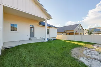 5836 N Glenpoint Dr, Stansbury Park, UT 84074 - Photo 27