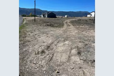 48 W 400 N, Moroni, UT 84646 - Photo 3