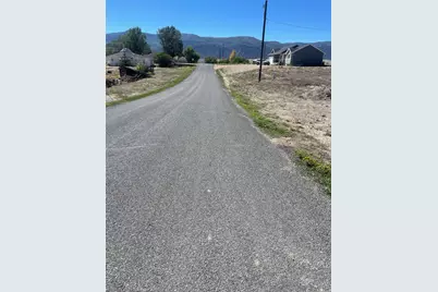 48 W 400 N, Moroni, UT 84646 - Photo 5