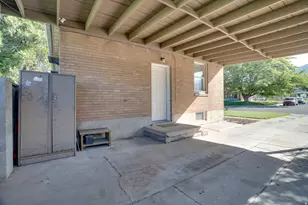 843 N 75 E, Orem, UT 84057 - Photo 31