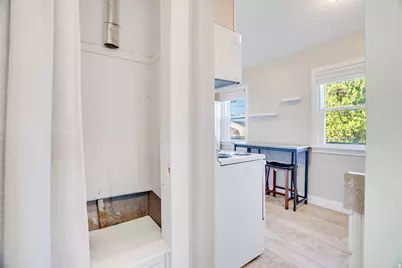 843 N 75 E, Orem, UT 84057 - Photo 7