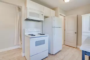 843 N 75 E, Orem, UT 84057 - Photo 9