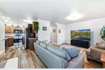 1862 E Whitetail Way N, Layton, UT 84040 - Photo 5