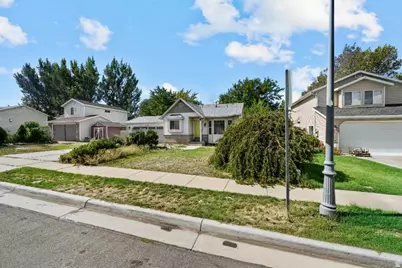 2391 W 2120 N, Clinton, UT 84015 - Photo 1