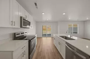 2261 S Wolverine Way, Washington, UT 84780 - Photo 15