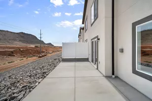 2261 S Wolverine Way, Washington, UT 84780 - Photo 5