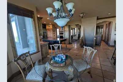 660 E Eagle Ridge Dr S, North Salt Lake, UT 84054 - Photo 39