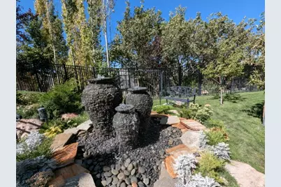 660 E Eagle Ridge Dr S, North Salt Lake, UT 84054 - Photo 27