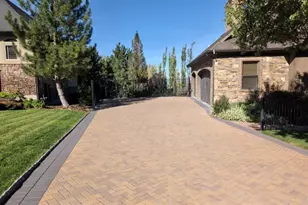 660 E Eagle Ridge Dr S, North Salt Lake, UT 84054 - Photo 3