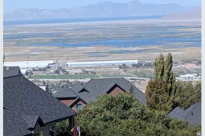 660 E Eagle Ridge Dr S, North Salt Lake, UT 84054 - Photo 15