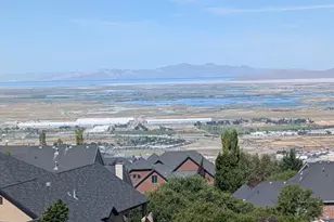 660 E Eagle Ridge Dr S, North Salt Lake, UT 84054 - Photo 9