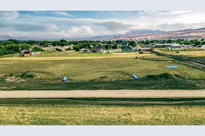 180 N 300 W #15, Newton, UT 84327 - Photo 5