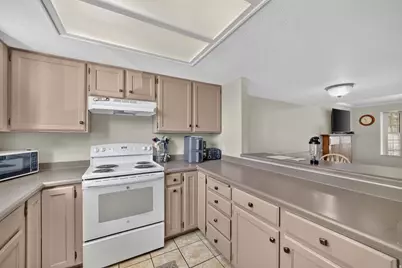 665 N 100 E #8, Provo, UT 84606 - Photo 11