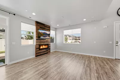 2104 W 3360 S, Syracuse, UT 84075 - Photo 7
