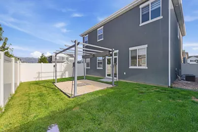 2104 W 3360 S, Syracuse, UT 84075 - Photo 29
