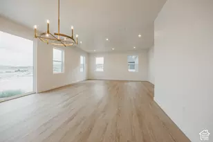 1089 E Blackfeet Dr, Eagle Mountain, UT 84005 - Photo 7
