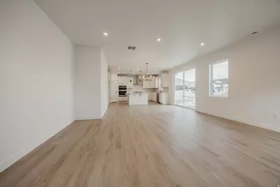 1089 E Blackfeet Dr #518, Eagle Mountain, UT 84005 - Photo 9