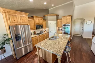 723 Cove St, Providence, UT 84332 - Photo 13