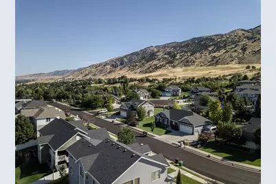 723 Cove St, Providence, UT 84332 - Photo 37