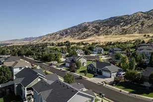 723 Cove St, Providence, UT 84332 - Photo 37