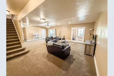 723 Cove St, Providence, UT 84332 - Photo 23