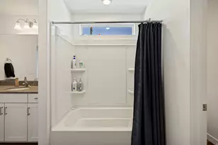 995 E Mecham Ave, Layton, UT 84040 - Photo 19