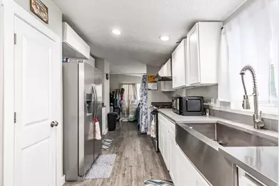 8522 S Solar Way E #8522, Sandy, UT 84070 - Photo 9