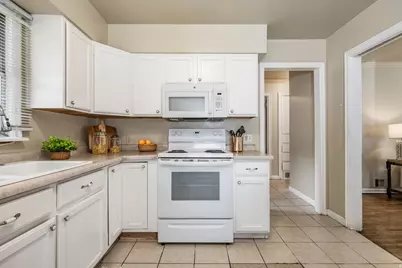 1174 W 300 N, Salt Lake City, UT 84116 - Photo 9