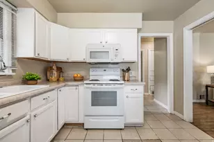 1174 W 300 N, Salt Lake City, UT 84116 - Photo 9