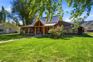 585 N Center St, Midway, UT 84049 - Photo 33