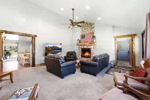 585 N Center St, Midway, UT 84049 - Photo 23