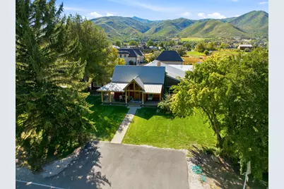 585 N Center St, Midway, UT 84049 - Photo 43