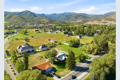 585 N Center St, Midway, UT 84049 - Photo 47