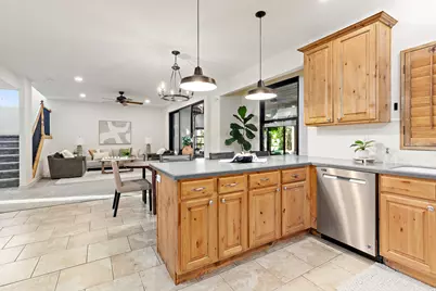 912 N Loafer Canyon Rd, Elk Ridge, UT 84651 - Photo 17