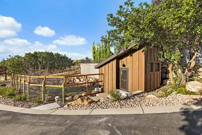 912 N Loafer Canyon Rd, Elk Ridge, UT 84651 - Photo 75