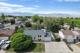 393 N Tahoe St, Tooele, UT 84074 - Photo 3