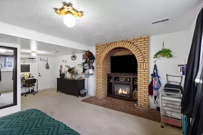 393 N Tahoe St, Tooele, UT 84074 - Photo 11