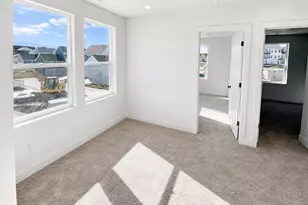 921 W Halvorsen Parkway, Saratoga Springs, UT 84045 - Photo 11
