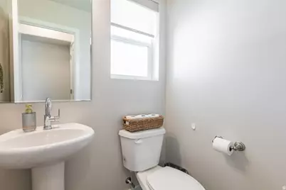 2986 S 2550 W, Syracuse, UT 84075 - Photo 11