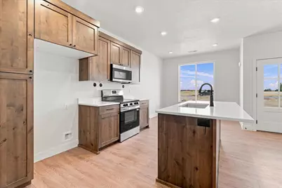 77 E 1225 S, Tremonton, UT 84337 - Photo 31
