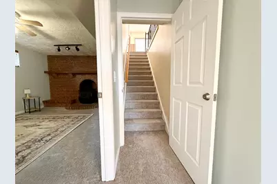 916 E Sunburn Ln, Sandy, UT 84094 - Photo 21