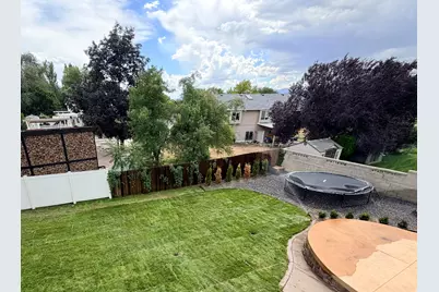 916 E Sunburn Ln, Sandy, UT 84094 - Photo 31