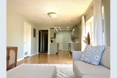 916 E Sunburn Ln, Sandy, UT 84094 - Photo 17