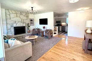 916 E Sunburn Ln, Sandy, UT 84094 - Photo 11