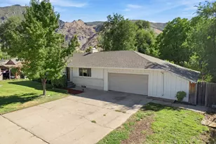 240 N 300 E, Springville, UT 84663 - Photo 1