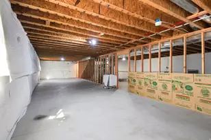 2102 E 1820 S, Vernal, UT 84078 - Photo 13