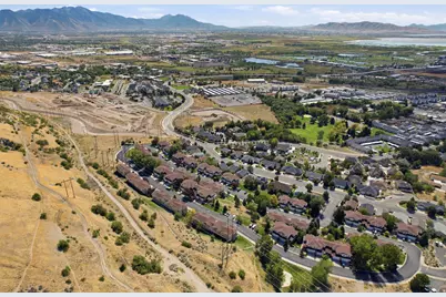 1305 S Alpine Way E, Provo, UT 84606 - Photo 49